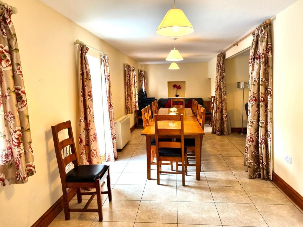 Kestrel Farmhouse Llandovery Esterno foto